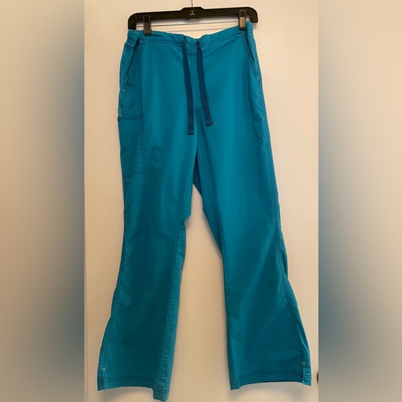 Scrubs WonderWink Women's WonderFLEX Grace Flare Leg Cargo Pant;Teal; medium - Picture 3 of 6